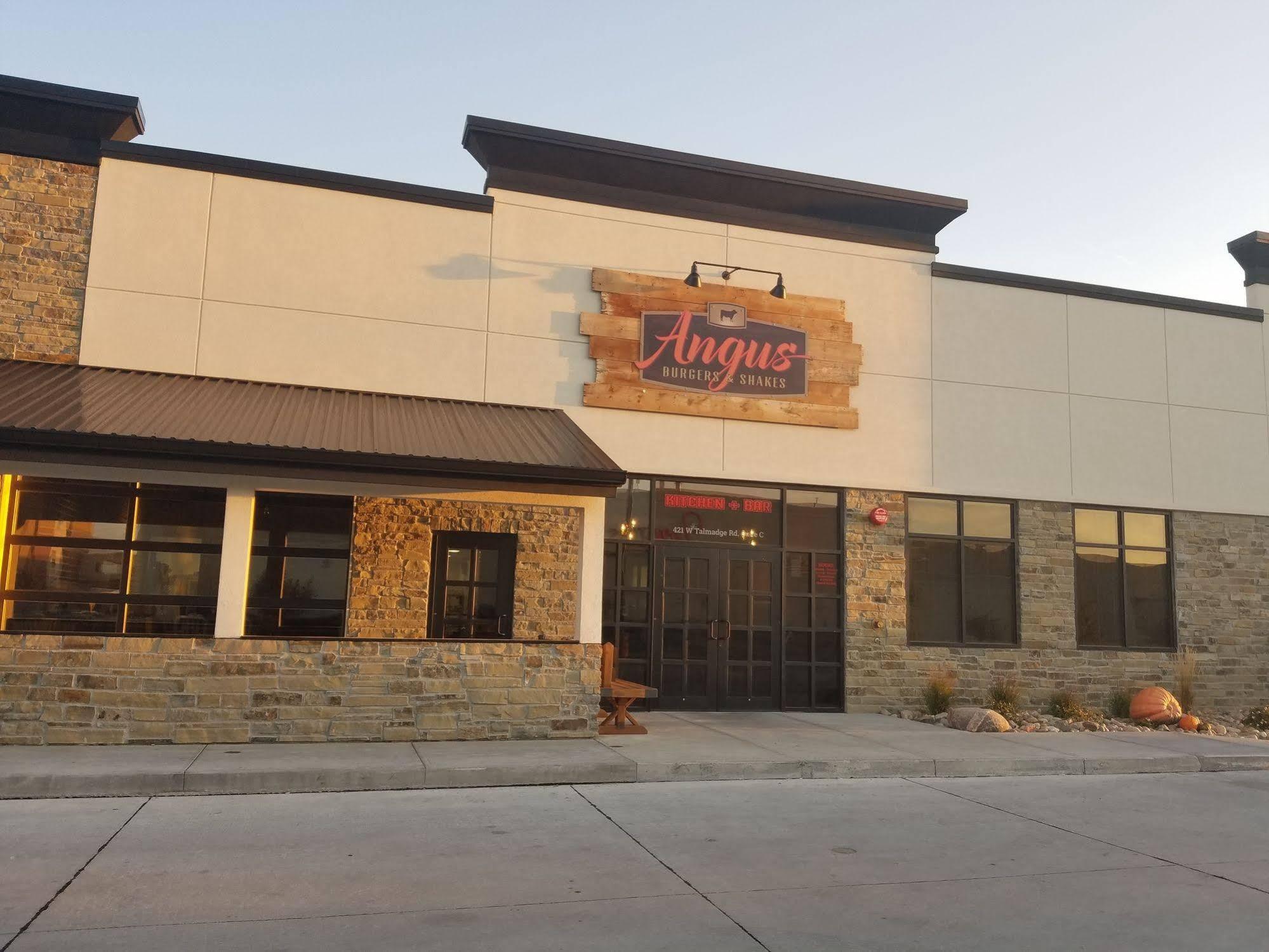 Candlewood Suites Kearney By Ihg Exterior photo